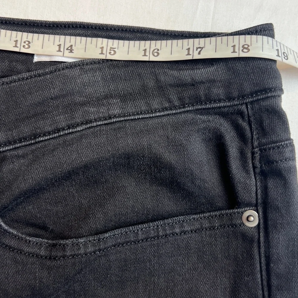 NWT’S Frame Jagger Mid- Rise True Skinny Fit Black Jeans SZ 38 (Fast Shipping)